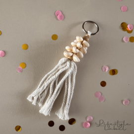 Sleutelhanger schelp beige