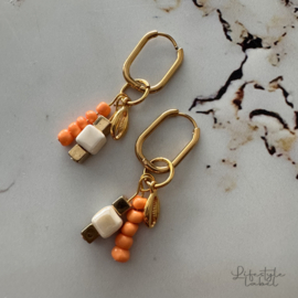 Oorbel hanger goud rechthoekig oranje
