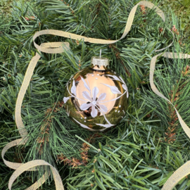 Kerstbal handmade middel nr 10.