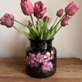 Handbeschilderde vaas Noor