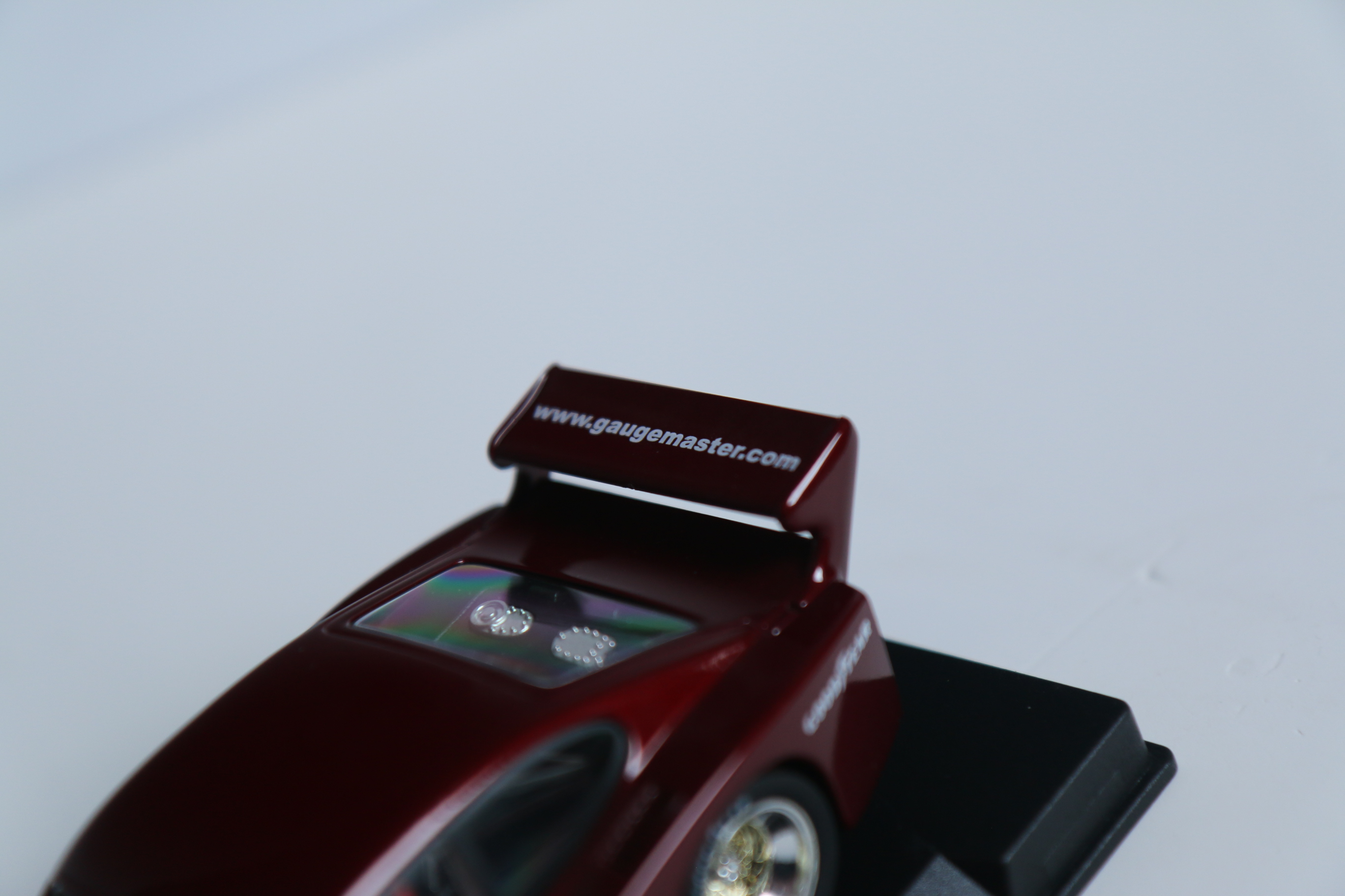 FLY Ford Capri RS Turbo UK Special Edition Red No.69 nr E141 in OVP!
