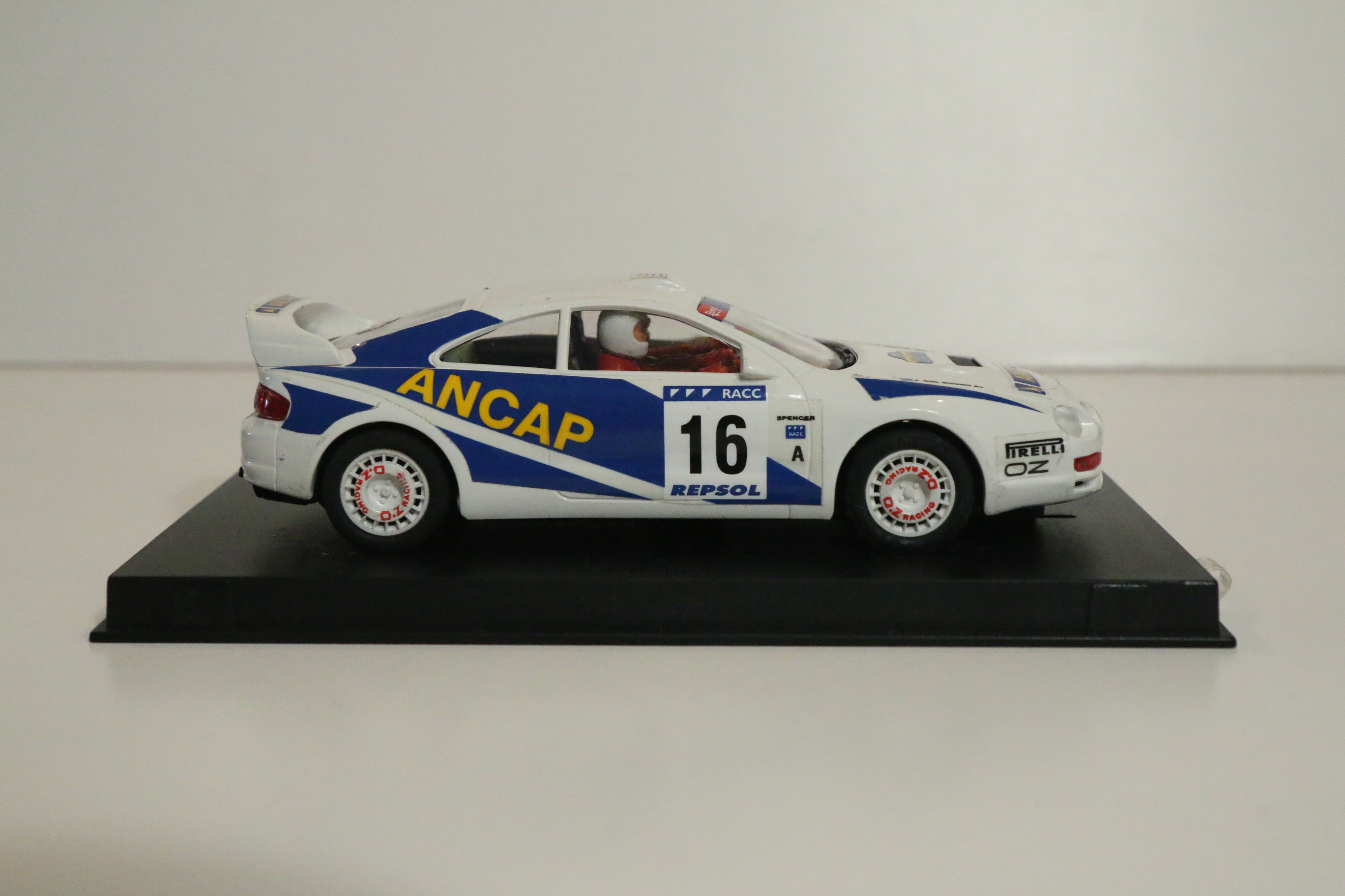 Ninco Toyota Celica wit/blauw No.16 nr 50120