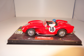 Ninco Ferrari 250TR  'Testa Rossa' rood  No.18   nr. 50150 in OVP. Nieuw!