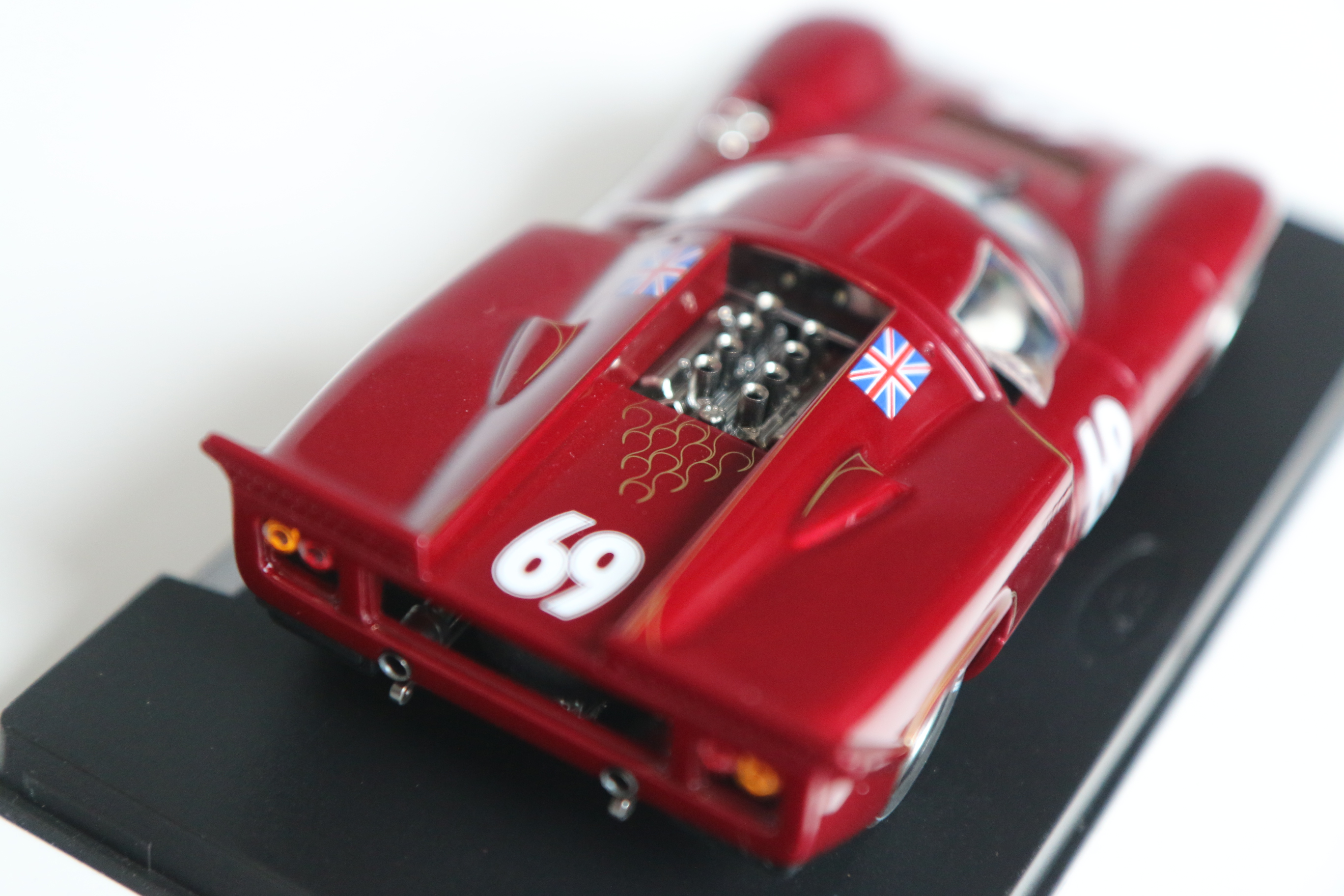 FLY Lola T70 MK3B UK Special Edition Red No.69 nr. S31 in OVP!