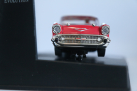 Carrera Evolution Chevrolet Bel Air '57 rood/wit nr. 27257 in OVP.