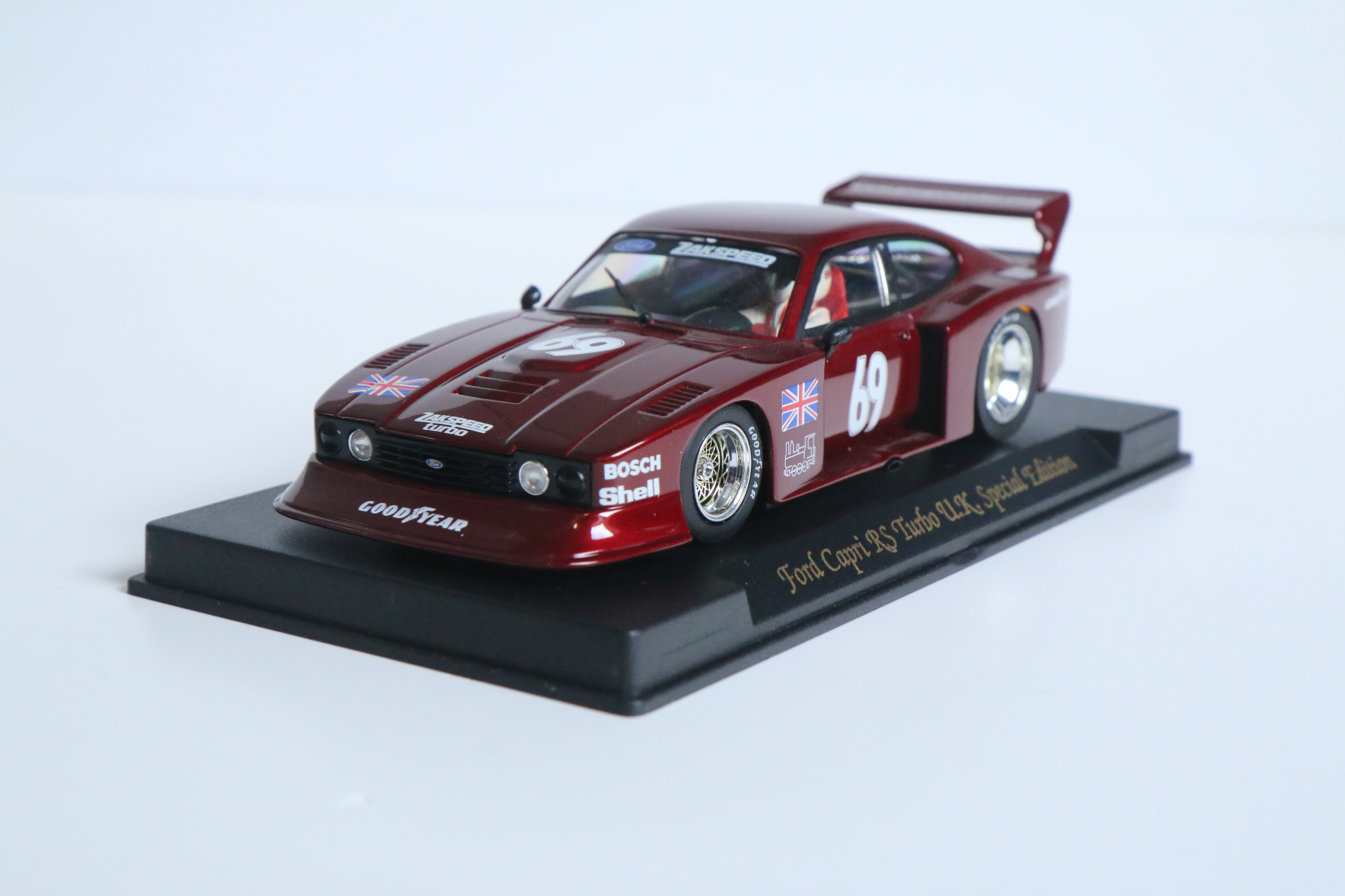 FLY Ford Capri RS Turbo UK Special Edition Red No.69 nr E141 in OVP!