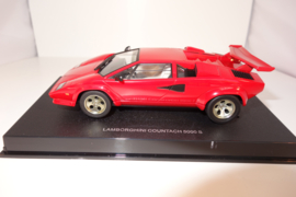 1:32  Lamborghini Countach 5000S  rood   nr. 13091