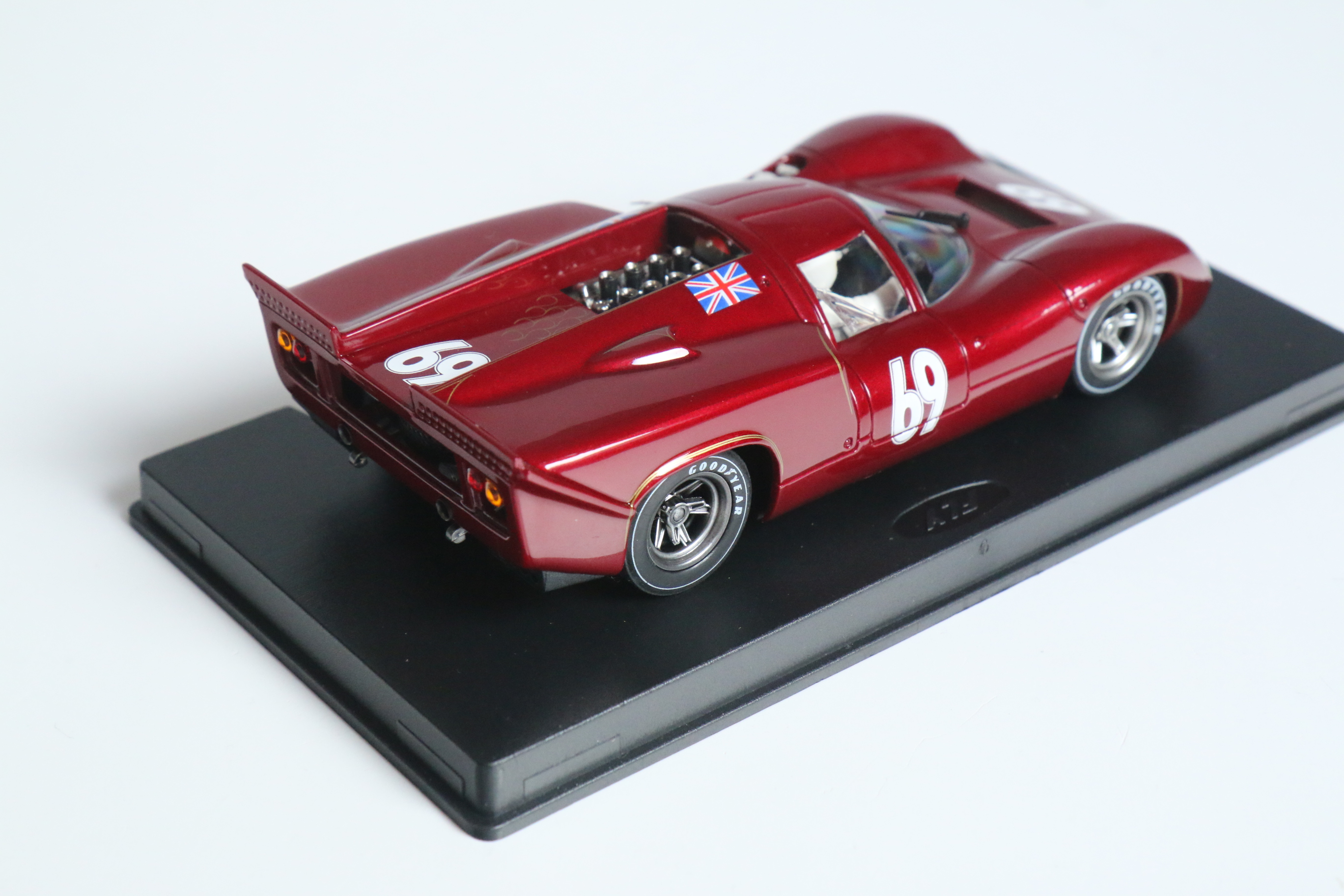 FLY Lola T70 MK3B UK Special Edition Red No.69 nr. S31 in OVP!