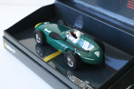 Scalextric Vanwall F1  No.10 nr. C2552A Limited Edition in OVP.