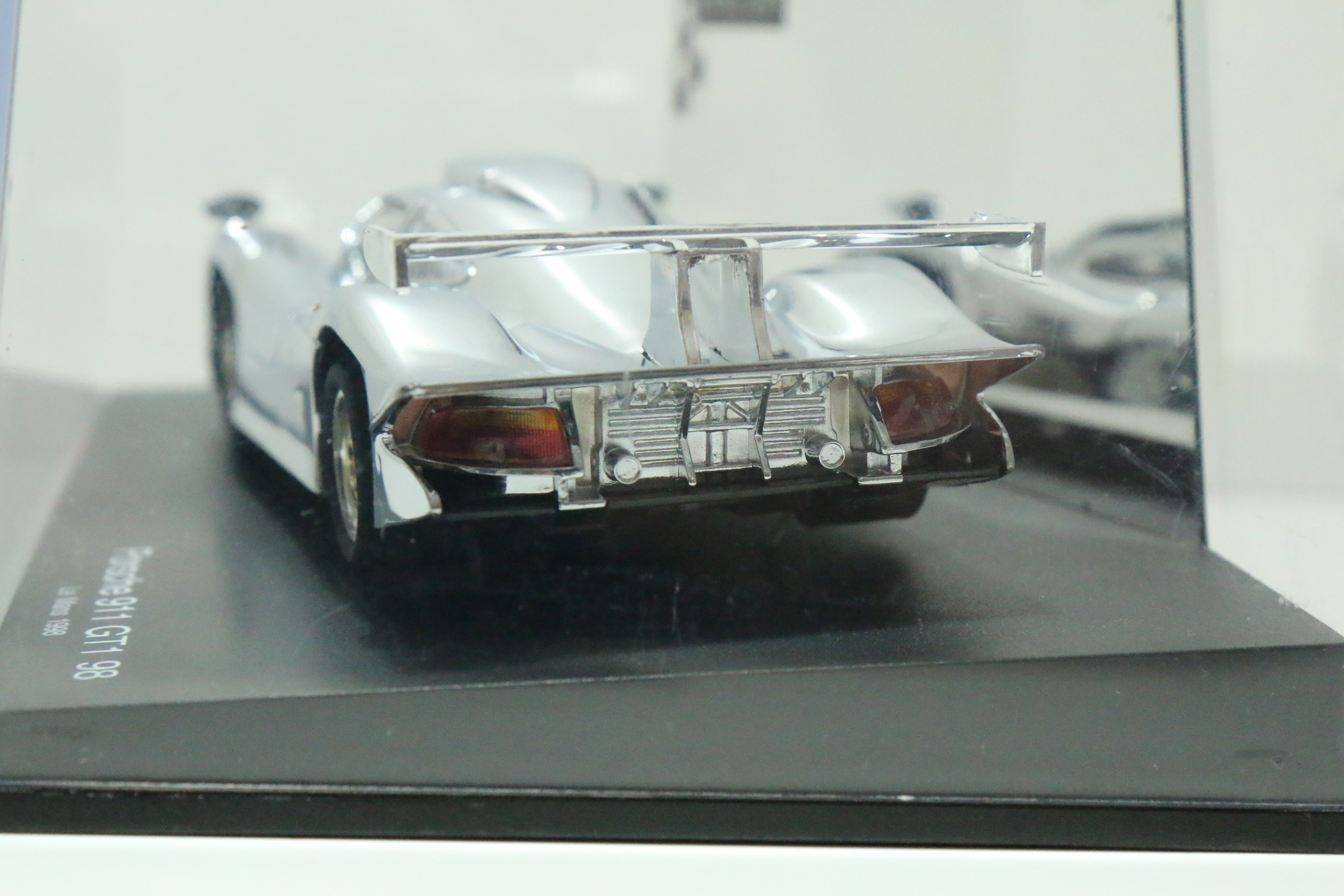 Carrera Evolution Porsche 911 GT1 1998 Chrome nr. 25414 Pre productie model