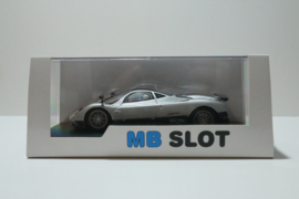 MB SLOT Pagani Zonda F 2005 zilver nr. A0702 in OVP.
