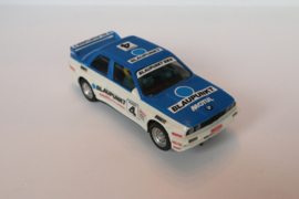 SCX BMW E30 M3 Wit/Blauw No.4 Blaupunkt nr. 83390