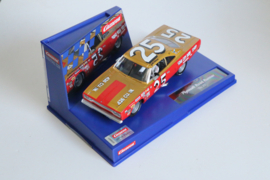 Carrera Digital Plymouth Road Runner No.25 Rood/Goud nr. 31059 in OVP