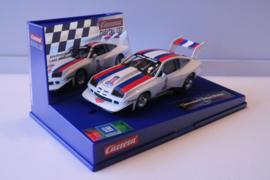 Carrera Digital 132 Chevrolet Dekon No.1 Wit/blauw/rood nr. 30850 in OVP.
