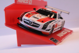 Ninco 1.  Mercedes SLS GT3 AMG No.16 nr. 55054 in OVP.  Analoge slotcar !