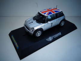 Scalextric Mini Cooper  Zilver  No.7 nr. C2499 in OVP. Nieuw!