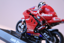 Superslot MotoGP Ducati rood No.65 nr.   H6008 in OVP.