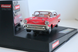 Carrera Evolution Chevrolet Bel Air '57 rood/wit nr. 27257 in OVP.