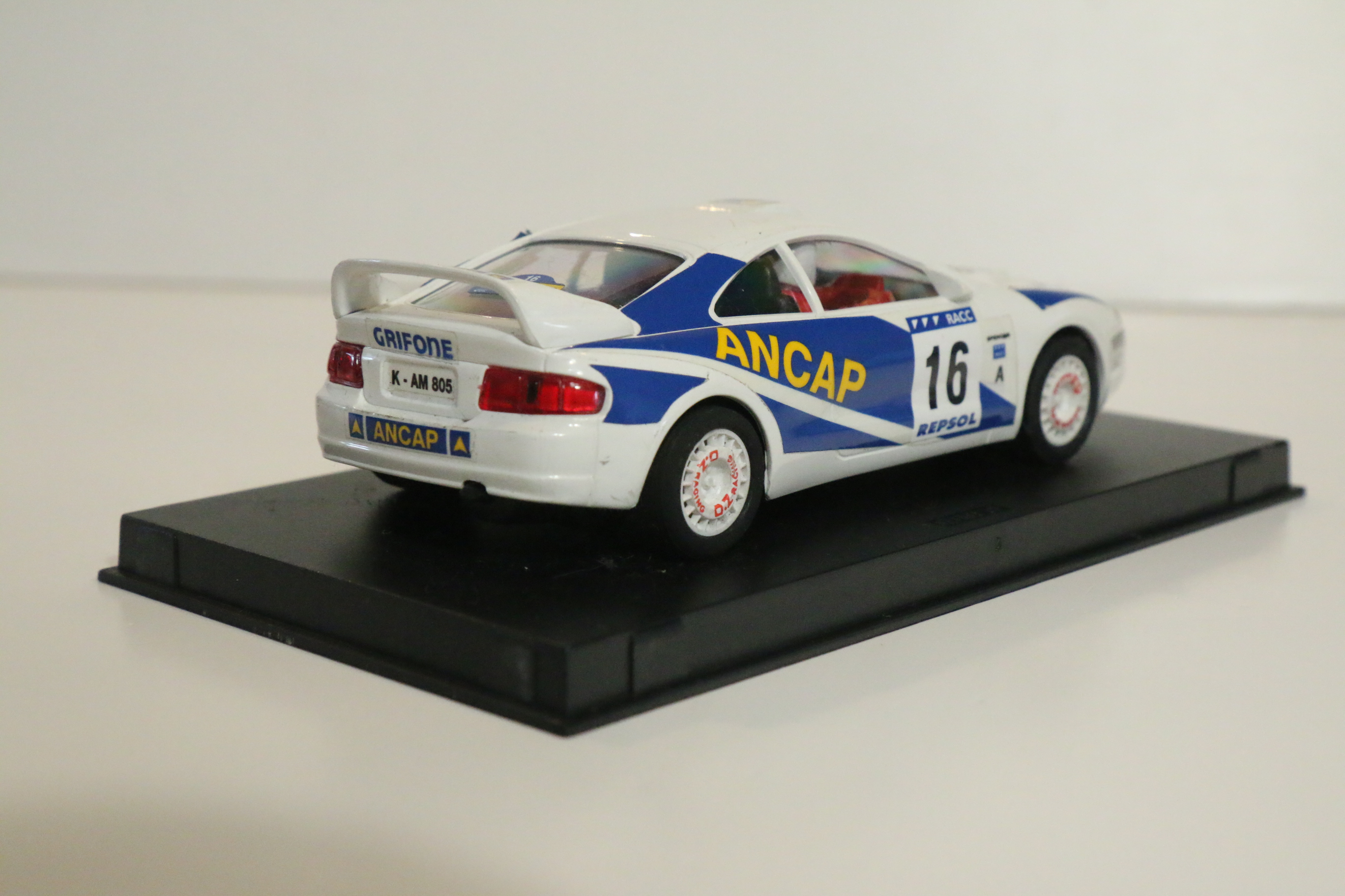 Ninco Toyota Celica wit/blauw No.16 nr 50120