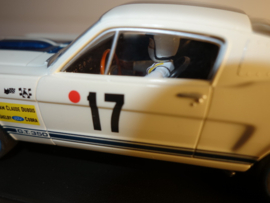 Revell Shelby GT-350R nr. 08369.  Nieuw !