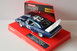 Carrrera Evolution Pro-X Plymouth Superbird No.42 nr. 30211 in OVP.