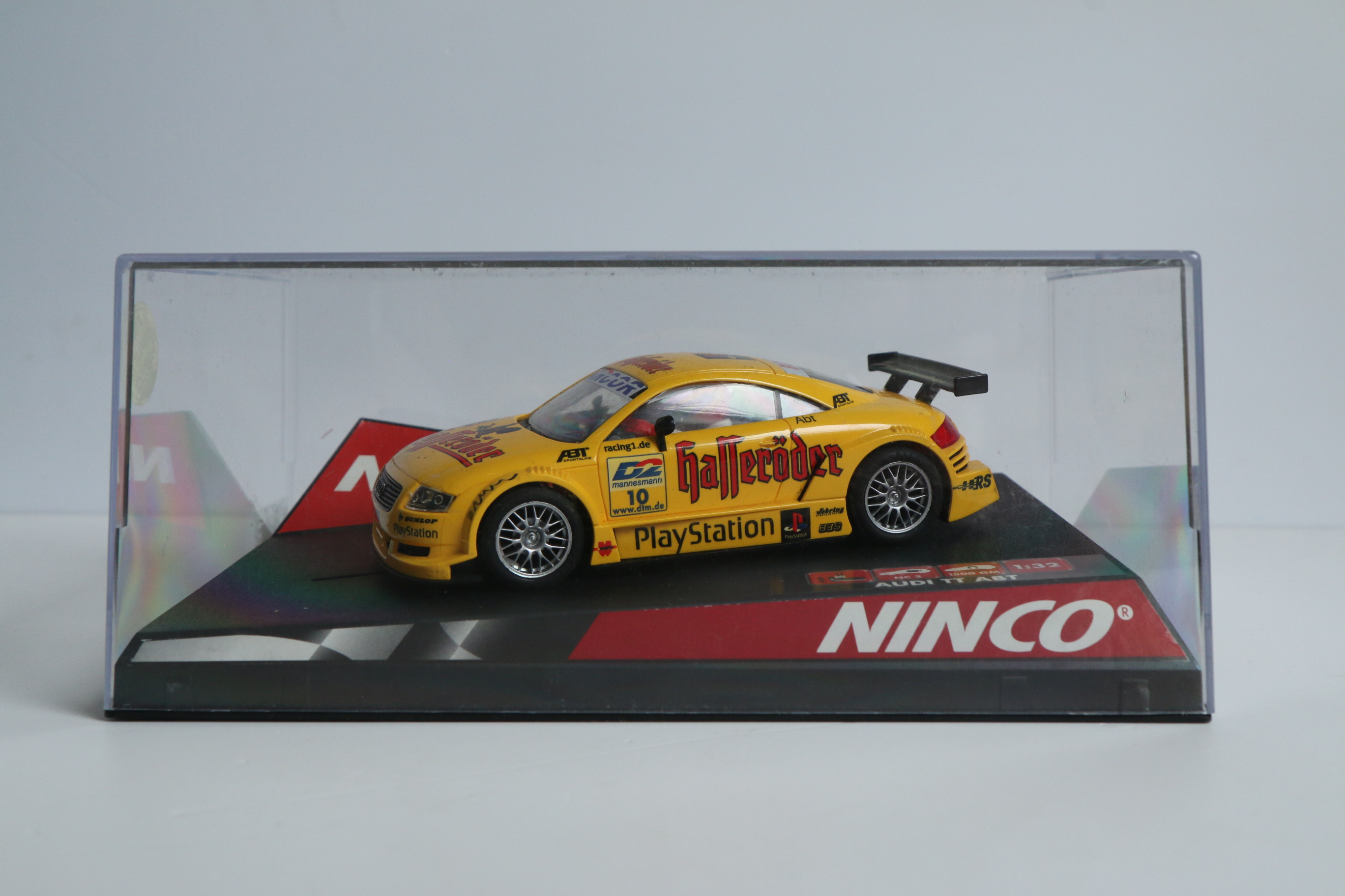 Ninco Audi TT ABT No.10 Geel nr. 50245.   Zie Omschrijving!
