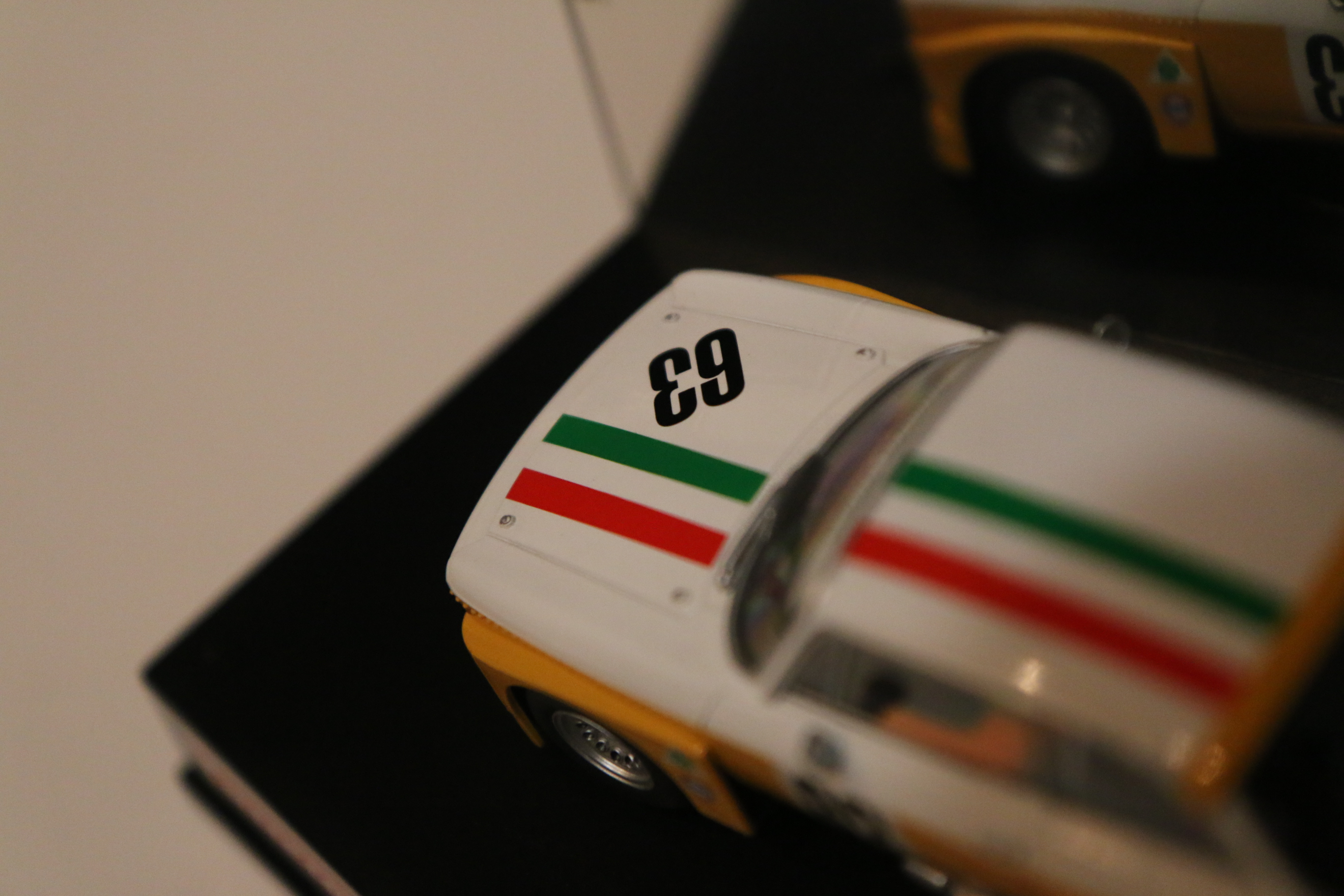 Carrera Evolution Alfa Romeo GTA geel/wit No.63 nr. 27416 in OVP!