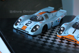 NSR Giftset 01 inhoud: 2x Porsche 917K GULF No1 + No2 Limited Edition in OVP. Nieuw!