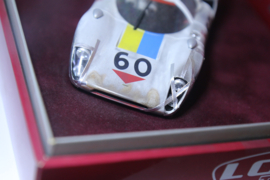 FLY Special Lola T70 MKIIIB 'Chequerd flag' Limited Edition #60 nr. Z02 in OVP.