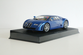 1:32 Auto-Art Bugatti  EB 18.3 Chiron blauw nr. 13391 in OVP.
