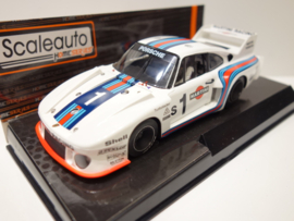 Scale-auto Porsche 935-77.   Silverstone 1977  nr. 1.  Martini Racing.  SC-9104  in OVP