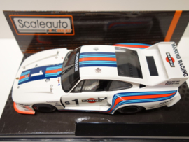 Scale-auto Porsche 935-77.   Silverstone 1977  nr. 1.  Martini Racing.  SC-9104  in OVP