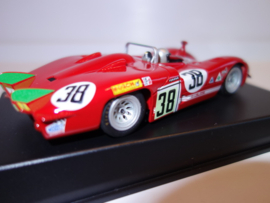 RACER slotcar RCR53B.  Alfa Romeo T 33/3  # 38.   Nieuw !