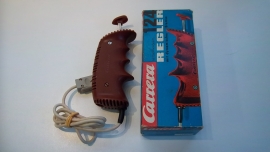 Carrera 124 regelaar rood met dynamische rem nr. 53702 in OVP