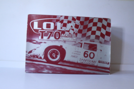FLY Special Lola T70 MKIIIB 'Chequerd flag' Limited Edition #60 nr. Z02 in OVP.