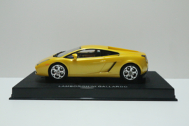 Auto-Art 1:32 Lamborghini Gallardo Geel nr. 13161 in OVP.
