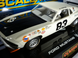 Scalextric Ford Mustang  No.83.    nr. C2890 in OVP.