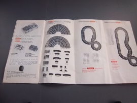 Zwart/wit handleiding Carrera 124 met uitvouwblad.   Duits