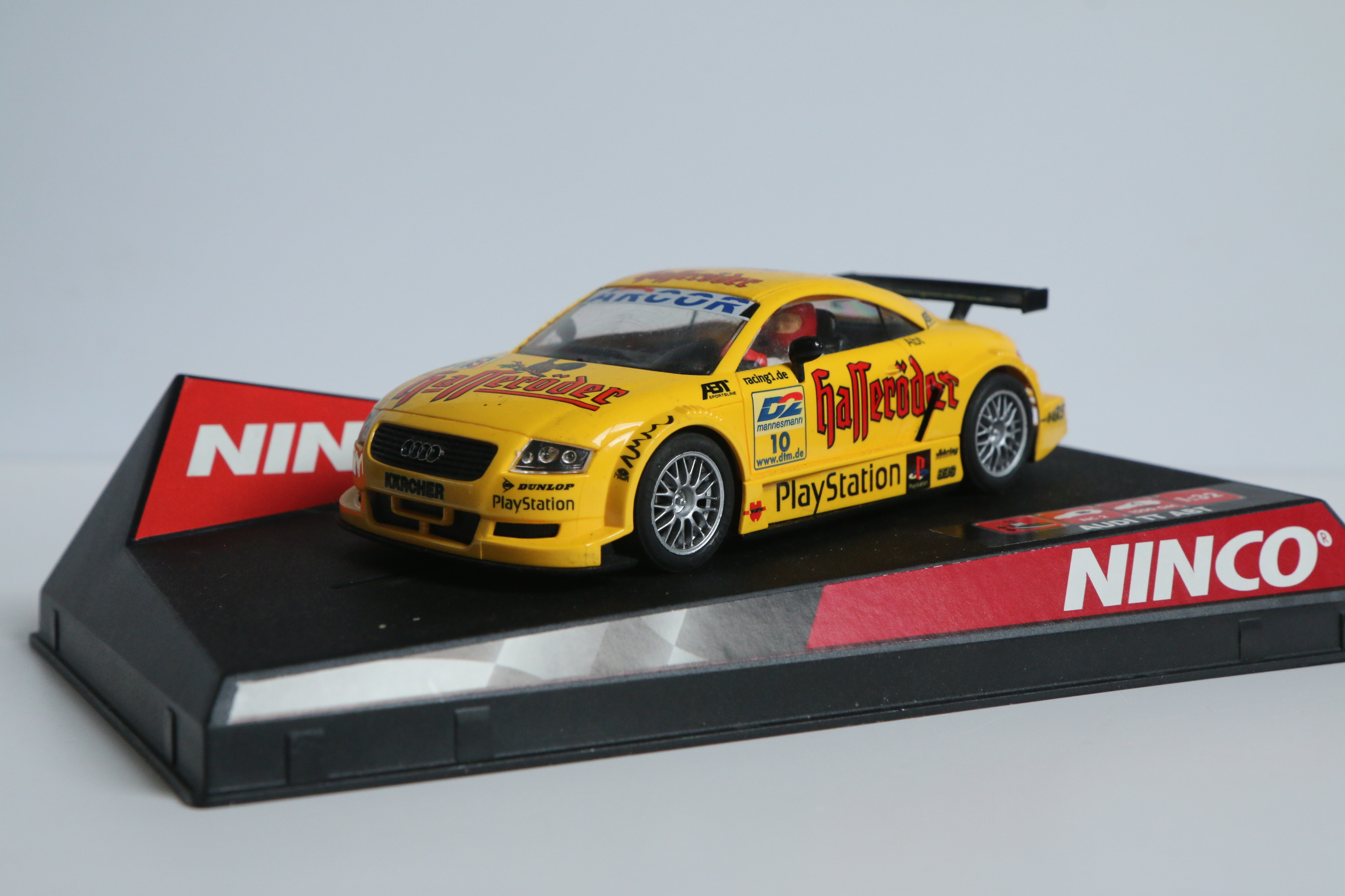 Ninco Audi TT ABT No.10 Geel nr. 50245.   Zie Omschrijving!
