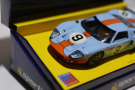 Scalextric Ford GT40 1968 GULF #9 nr. C2403A L.E in OVP.