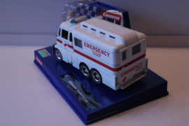 Carrera Digital 132 Ambulance met figuur nr. 30943 in OVP.
