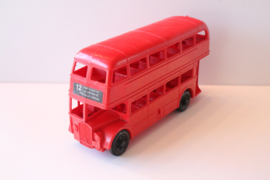 Kunststof 1/32 London dubbeldekker bus.