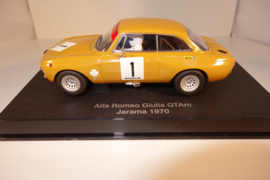 Auto-Art  Slotcars:  1:32  &  1:24