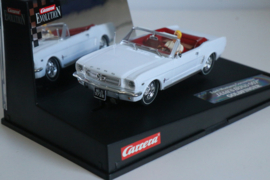 Carrera Evolution Ford Mustang Convertible.  James Bond 007 Goldfinger nr. 25737 in OVP.