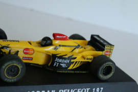 Scalextric Jordan Peugeot 197 No.9 nr. C2126 in OVP. Nieuw!