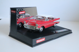 Carrera Evolution Chevrolet Bel Air '57 rood/wit nr. 27257 in OVP.