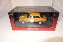 1:32  Alfa Romeo Giulia GT Am Jarama 1970  oker geel  #1 nr. 13673