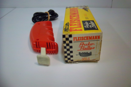 Fleischmann Auto-Rallye.   In OVP Snelheidsregelaar 10 Ohm nr. 3315 rood met witte drukker