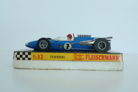 Fleischmann Auto-Rallye. Ferrari blauw 16-spaaks nr. 3201 in OVP.