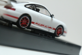 Auto-Art 1:32 Porsche 911 GT3RS (996) 2004 Wit/Rood nr. 13077 in OVP.